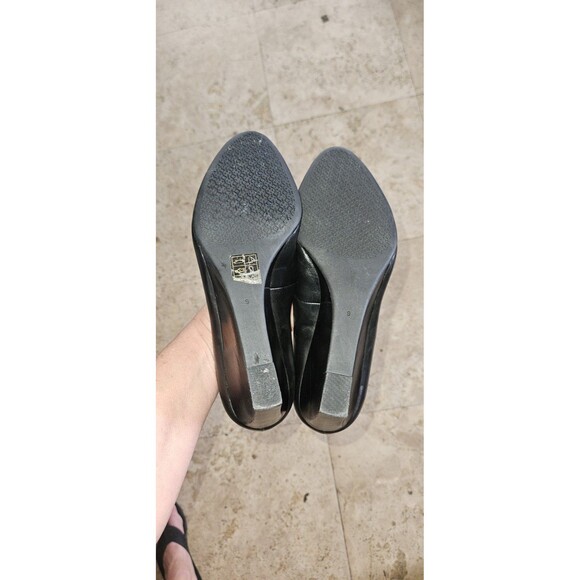 Tory Burch Alice Wedge 85MM Leather 35059 size 8 black and silver - Picture 4 of 4